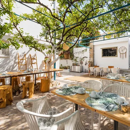 Lefka & 아파트호텔 Rhodes City