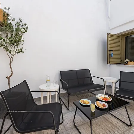 Lefka & Hotel de apartamente 2*