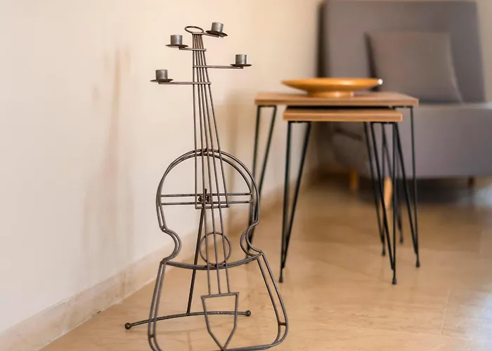 מלון דירות Lefka & 2*