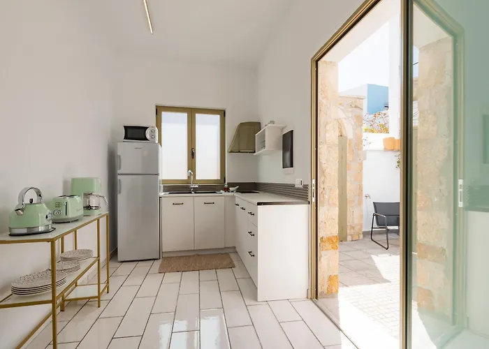 Lefka & עיר רודוס