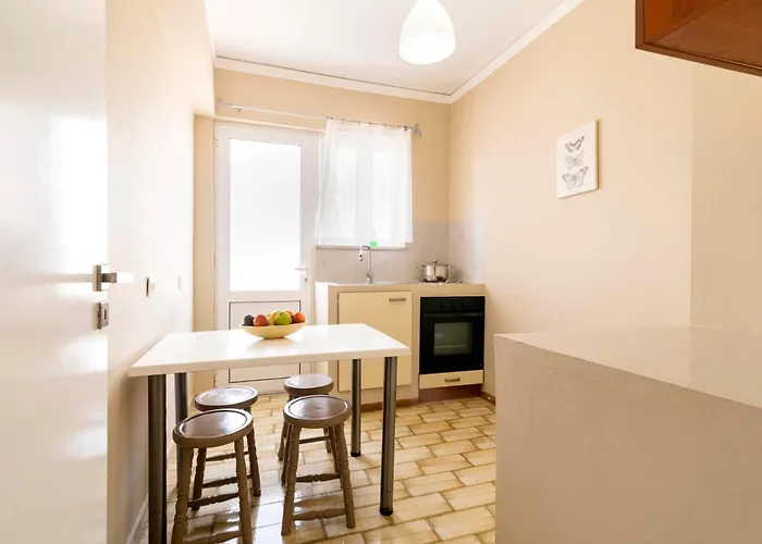 Lefka & Hotel apartamentowy Rhodes City