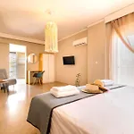 Lefka & Apart-hotel
