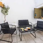 Lefka & Apart-hotel