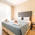 Lefka & Apart-hotel
