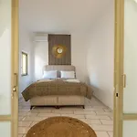 Apart-hotel Lefka &