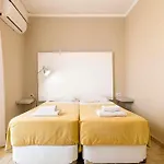 Lefka & Apart-hotel 2*