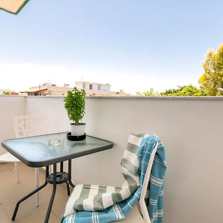 Appart hôtel Lefka 2*
