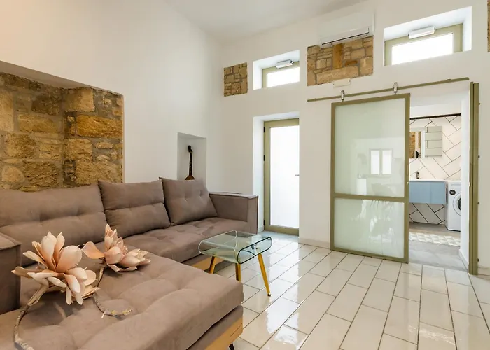 Lefka & Hotel apartamentowy Rhodes City